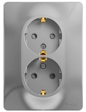 Systeme Electric Glossa Алюминий Розетка 2-я с/з со шторками (в сборе с рамкой)