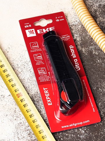 EKF Нож строительно-монтажный 18 мм НСМ-50 (18мм)(SK4) Heavy Duty (до 25 кг) Expert