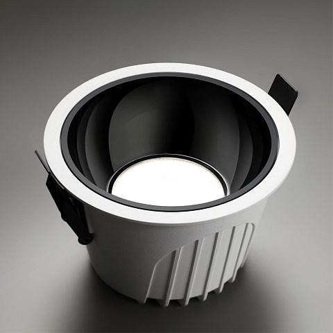Novotech 358695 SPOT NT21 207 белый/черный Светильник встраиваемый светодиодный IP20 LED 4000К 20W 100-265V KNOF