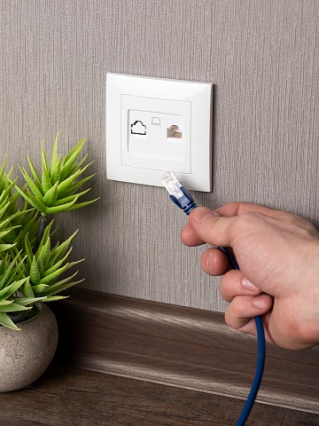 EKF PROxima Валенсия розетка компьютерная RJ-45 1-местная белая