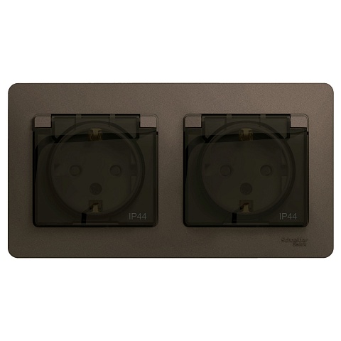 Systeme Electric Glossa Шоколад Розетка 2-ая с/з, со шторками, в сборе, IP44