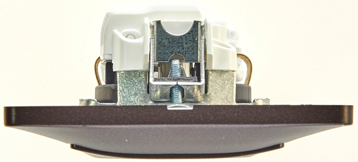 Systeme Electric Glossa Шоколад Розетка с/з, 16А (в сборе)