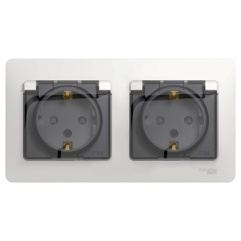 Systeme Electric Glossa Бел Розетка 2-ая с/з, со шторками, в сборе, IP44