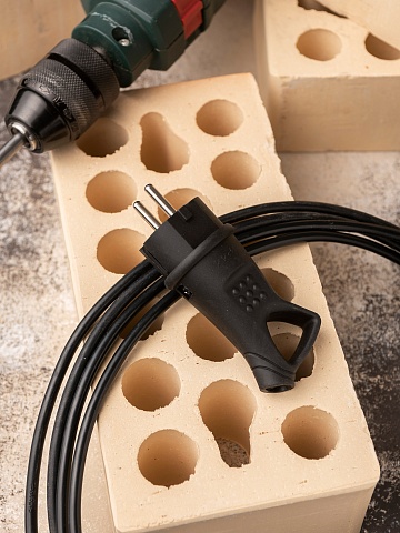 EKF Basic Вилка угловая каучуковая с кольцом 230В 2P+PE 16A IP44