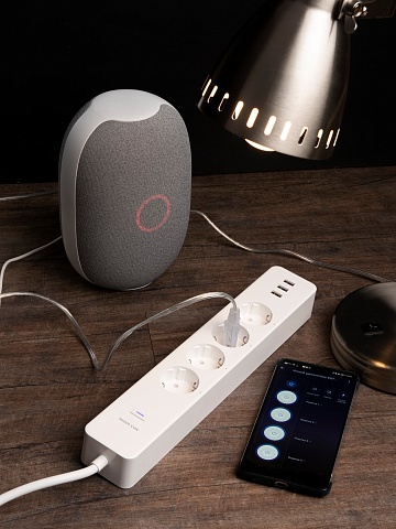 EKF PROxima Умный удлинитель Connect PRO Wi-Fi c USB