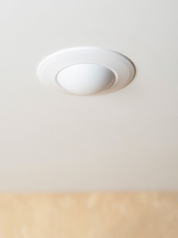 EKF PROxima Микроволновый датчик движения бел. 1200Вт 360гр. до 20м IP20 MW-701