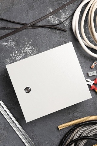 EKF Basic Щит распред. навесной ЩРН-12 (265х310х120) IP54