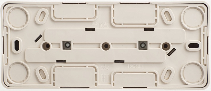 Systeme Electric Этюд наруж Крем Розетка 3-ая б/з без шторок 16А 250B
