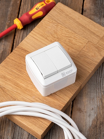 EKF PROxima Владивосток Выключатель 2-кл. 10А IP54 сер.
